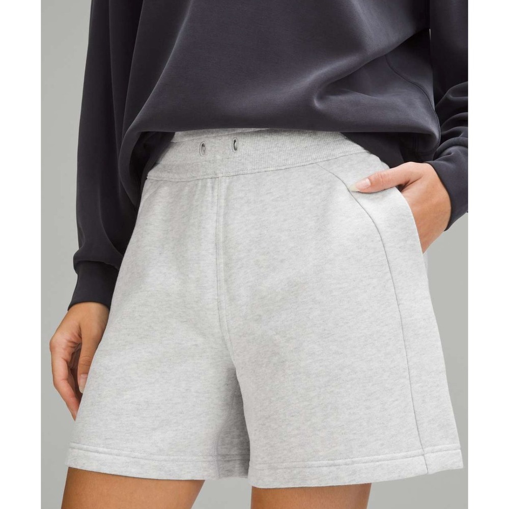 Lululemon Scuba High-Rise Shorts Women 10 Grey Heathered Fleece Athleisure NWOT